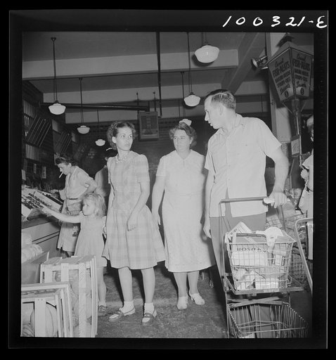 Washington, D.C. Customers in the Giant Food shopping center on Wisconsin Avenue