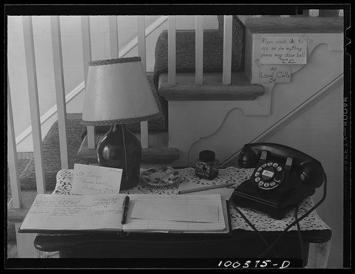 Chevy Chase, Maryland. Table in the hall of Mrs. Harper's tourist home at 5530 Wisconsin Avenue