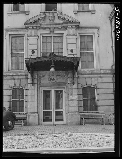 Washington, D.C. Pickwick Arms Residence Club at Massachusetts Avenue and N Street, N.W.