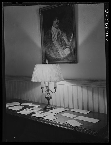 Washington, D.C. Morning mail in the front hall of Mr. Cracke's boardinghouse in the old Roosevelt home at 1733 N Street, N.W.