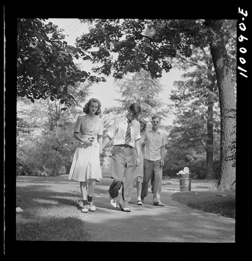 Detroit, Michigan. High school students strolling through the zoological park