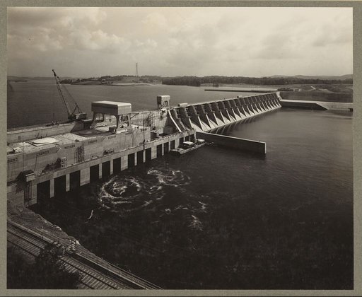 Watts Bar Dam, Tenn. 1935-40? A view of the dam and the Tennessee River