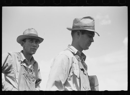 Decatur, Alabama. Ingalls Shipbuilding Company. Waiting in line for paychecks