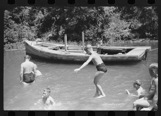 Florence, Alabama (vicinity). Boy Scout camp. At a swimming class