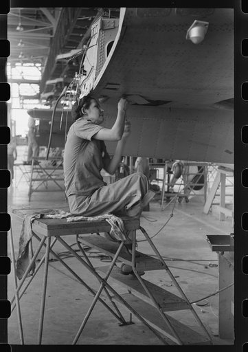 Nashville, Tennessee. Vultee Aircraft Company. Final assembly of the Vengeance (V72) bomber