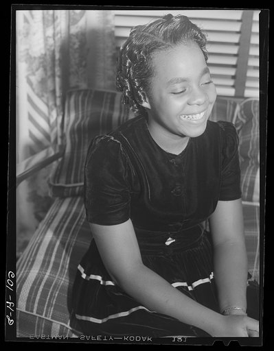 Jelna Carr, age thirteen, mayor of Wellstown and president of the youth government. Ida B. Wells Housing Project, Chicago, Illinois