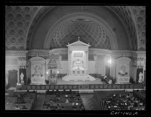 Sunday Mass at the Corpus Christi Catholic church. The pastor, Father Refinus, is white, but ninety-eight percent of the congregation is colored. The total church membership is over 2,000. Chicago, Illinois