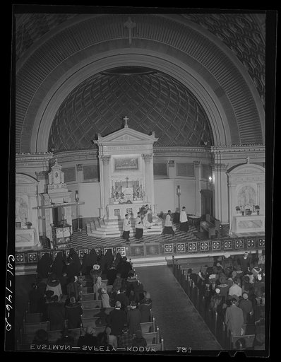 Sunday Mass at the Corpus Christi Catholic church. The pastor, Father Refinus, is white, but ninety-eight percent of the congregation is colored. The total church membership is over 2,000. Chicago, Illinois