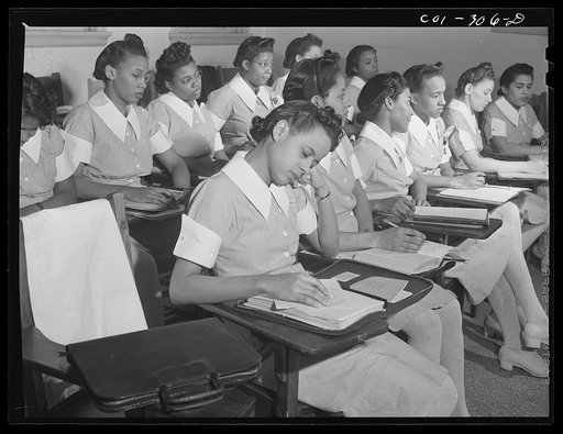 Chicago, Illinois. Provident Hospital. A preliminary student nurses' class in bacteriology