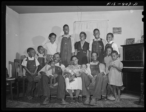Zebulon, North Carolina. Feggen Jones and family