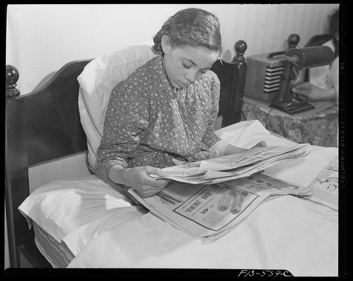 Washington, D.C. Jewal Mazique [i.e. Jewel], worker at the Library of Congress, with one of her nieces