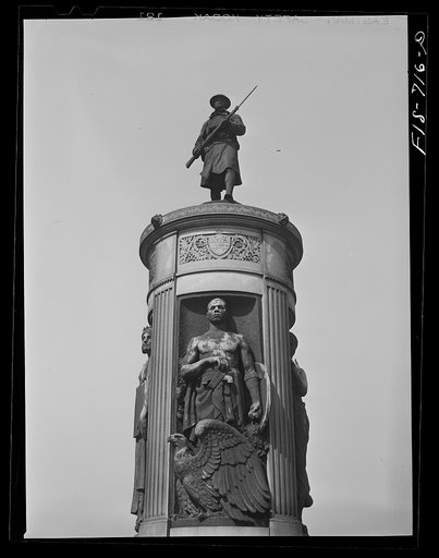 Untitled photo, possibly related to: Chicago, Illinois. Monument in honor of Negro soldiers killed in World War I