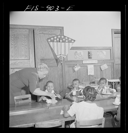 Washington, D.C. Free morning lunch in the kindergarten of a Negro school