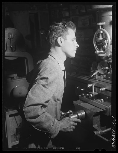 Minneapolis, Minnesota. Bernard L. Lukin, twenty-eight, of Norwegian ancestry. His father has a small farm in South Dakota. He left the farm in 1936 and has been working in Minneapolis since then. He is now working in a small machine shop turning out tools and dies for war plants in the area