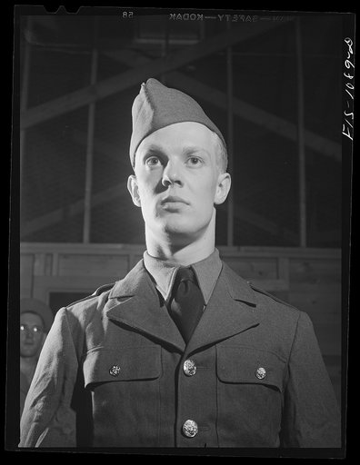 Swedish-American selectee in Minnesota being inducted into the U.S. Army