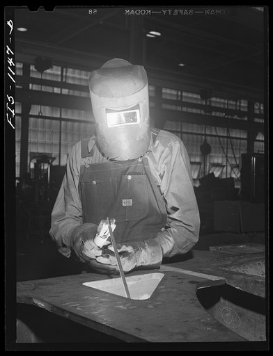 Minneapolis, Minnesota. Defense worker at Northern Pump Company