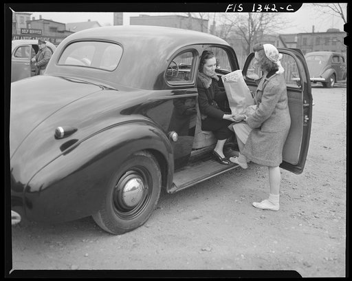 New Bedford, Massachusetts. Wife and daughter of Portuguese workman on shopping trip