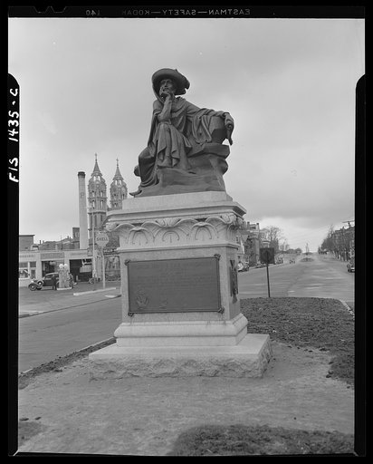 New Bedford (vicinity), Massachusetts. Statue of Prince Henry the Navigator