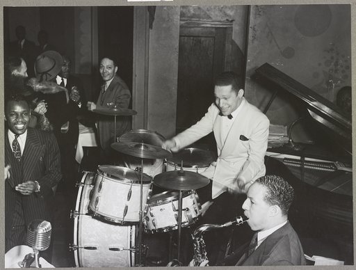 "Red" Sounders [i.e. Saunders], drummer, and his band at the Club DeLisa, Chicago, Illinois