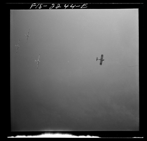 Parris Island, South Carolina. U.S. Marine Corps glider detachment training camp. Marine glider planes in flight