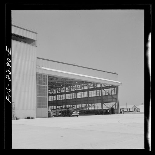 Parris Island, South Carolina. U.S. Marine Corps glider detachment training camp. The glider plane hangars