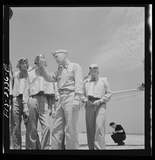 Parris Island, South Carolina. U.S. Marine Corps glider detachment training camp. Trainees and instructor