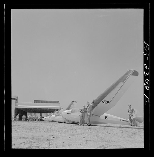 Parris Island, South Carolina. U.S. Marine Corps glider detachment training camp. Trainees ready for flight
