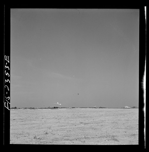 Parris Island, South Carolina. U.S. Marine Corps glider detachment training camp. Trainee ready for flight