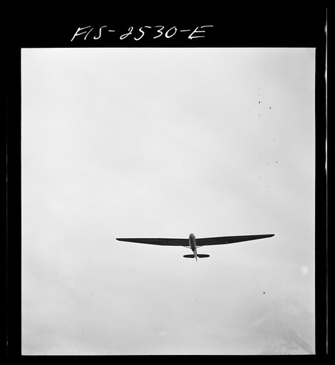 Parris Island, South Carolina. U.S. Marine Corps glider detachment training camp. Glider plane in flight