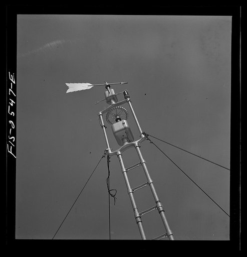 Parris Island, South Carolina. U.S. Marine Corps glider detachment training camp. This weather instrument tells the Marine glider trainees the direction of the wind