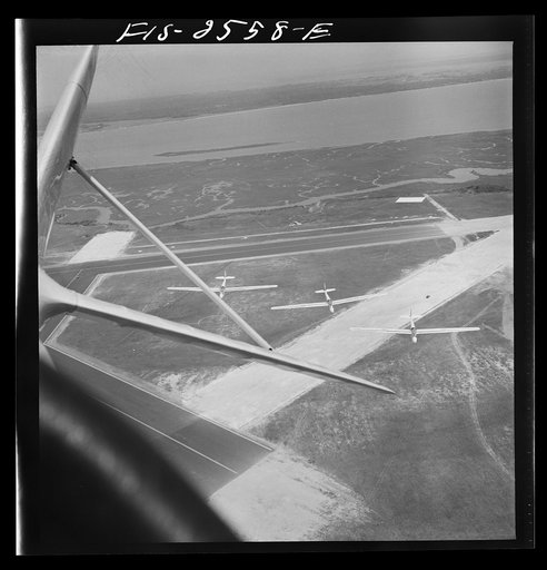 Parris Island, South Carolina. U.S. Marine Corps glider detachment training camp. Marine glider planes in flight