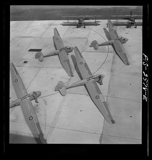 Parris Island, South Carolina. U.S. Marine Corps glider detachment training camp. Glider instruction