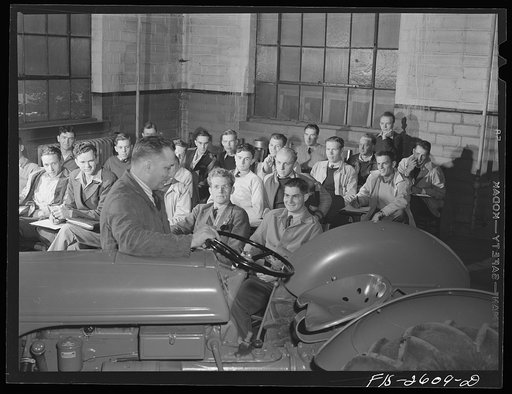 A class in agricultural engineering at Iowa State College. Ames, Iowa