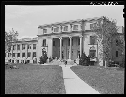 On the campus at Iowa State College. Ames, Iowa