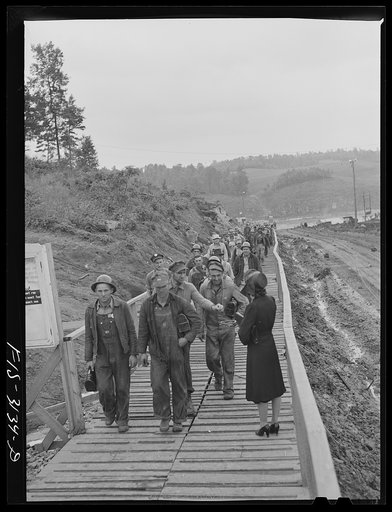 Douglas Dam, Tennessee. Tennessee Valley Authority (TVA). Workers leaving the job