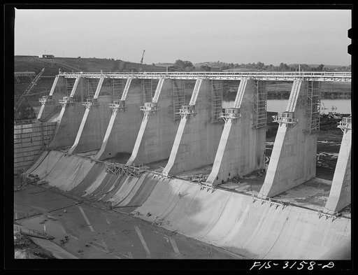 Fort Loudon [i.e., Loudoun] Dam, Tennessee. Tennessee Valley Authority (TVA). Construction