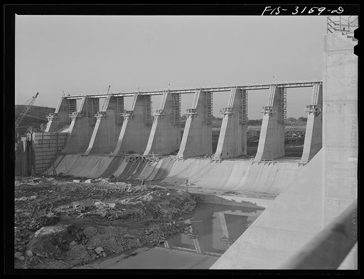 Fort Loudon [i.e., Loudoun] Dam, Tennessee. Tennessee Valley Authority (TVA). Construction
