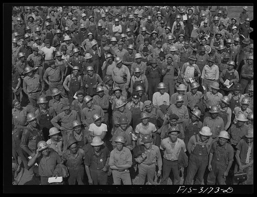 Fort Loudon [i.e., Loudoun] Dam, Tennessee. Tennessee Valley Authority (TVA). Some of the 1300 men who work the 7 a.m. to 3 p.m. at Fort Loudon [i.e., Loudoun] Dam, Tennessee