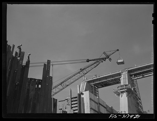 Fort Loudon [i.e., Loudoun] Dam, Tennessee. Tennessee Valley Authority (TVA). Construction