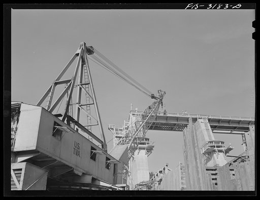 Untitled photo, possibly related to: Fort Loudon [i.e., Loudoun] Dam, Tennessee. Tennessee Valley Authority (TVA). Construction