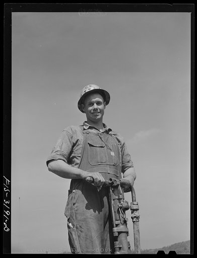 Fort Loudon [i.e., Loudoun] Dam, Tennessee. Tennessee Valley Authority (TVA). Jackhammer operator