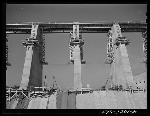 Fort Loudon [i.e., Loudoun] Dam, Tennessee. Tennessee Valley Authority (TVA). Construction