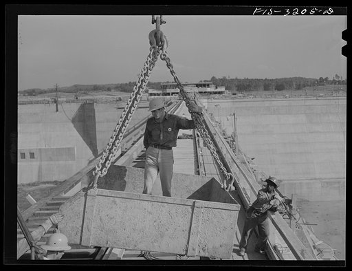 Untitled photo, possibly related to: Fort Loudon [i.e., Loudoun] Dam, Tennessee. Tennessee Valley Authority (TVA). Rigger