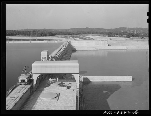 Watts Bar Dam, Tennessee. Tennessee Valley Authority (TVA)