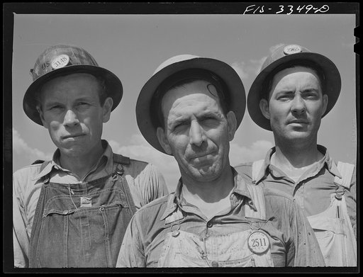 Watts Bar Dam, Tennessee. Tennessee Valley Authority (TVA). Workers