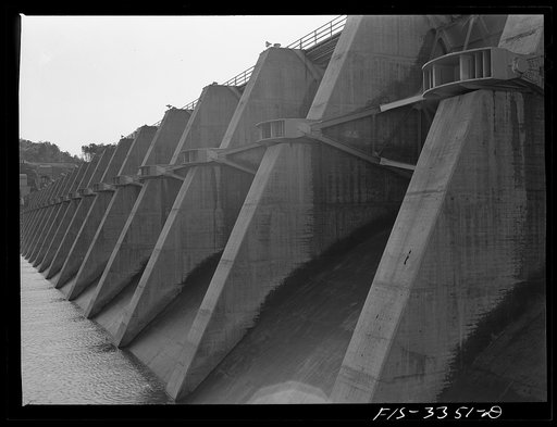 Untitled photo, possibly related to: Watts Bar Dam, Tennessee. Tennessee Valley Authority (TVA). Construction