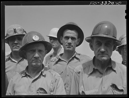 Watts Bar Dam, Tennessee. Tennessee Valley Authority (TVA). Workers