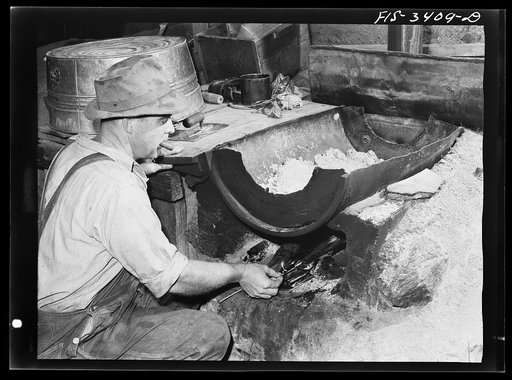 Kern County California. Mill of the Tungsten Chief Mine. Roasting concentrated tungsten ore to remove moisture