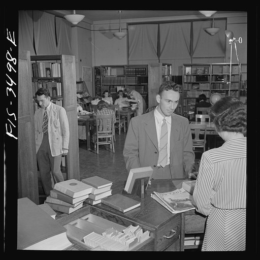 Greenbelt, Maryland. Federal housing project. The school library is used as a community library in the evening
