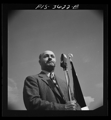 Untitled photo, possibly related to: Greenbelt, Maryland. Roy Braden, manager of Greenbelt, giving a Memorial Day speech
